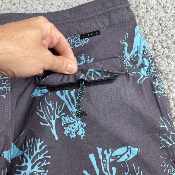 Vissla Mega Lab 18.5" Boardshorts Men's 29 Phantom Shark Blue Coral $69 - Picture 8 of 11